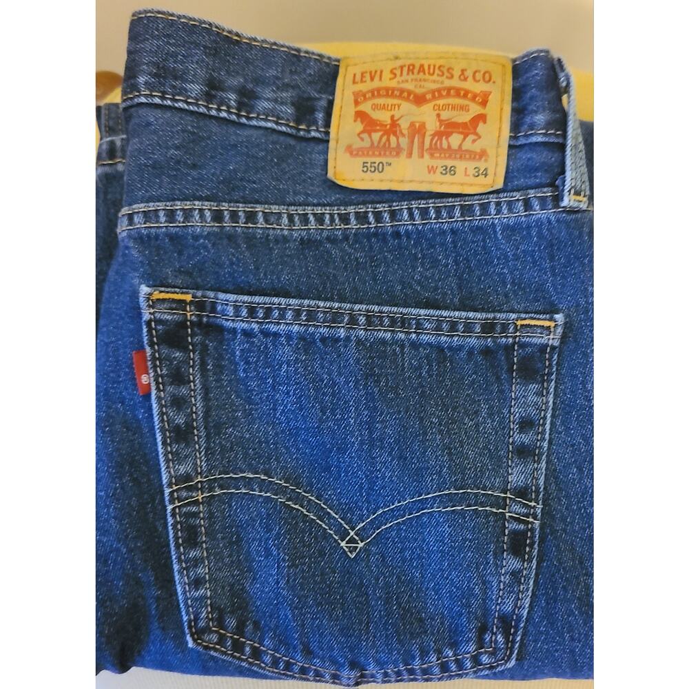 Vintage Levis 550 Jeans Mens 36x34 Blue Medium Wash Relaxed Fit